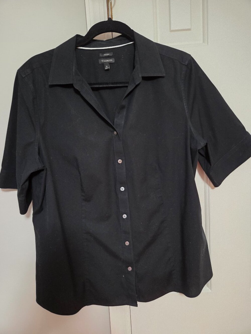 Talbots solid black button up short sleeve no-iron shirt Size 14